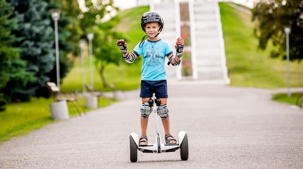 How to ride a hoverboard: Going Faste - How to Make Your Hoverboard Move